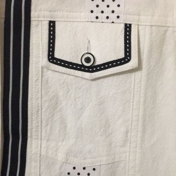 Draper's & Damon's Black & White Statement Jacket - Picture 7 of 16